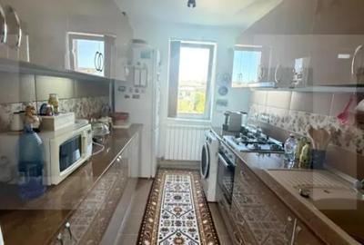 Apartament cu 3 camere decomandat în Central - 4