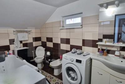 Casă cu 5 camere cu Teren 336 Mp în Șimnicu de Sus - 8