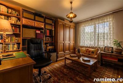 Distinct nivel in vila,5 camere,terase in spectacolul colinei montane,Central,Brasov - 17