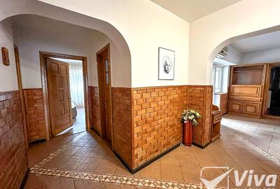 Apartament cu 4 camere decomandat în Nicolina - 11