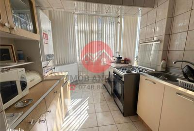 Apartament cu 3 camere decomandat în Central - 10