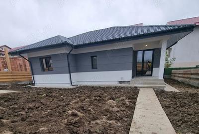 Vand casa individuala cu 500 mp teren Miroslava-Horpaz - 5