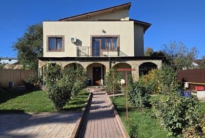 VILA CU SPA  PRIVAT SI TEREN GENEROS IN TUNARI - 1