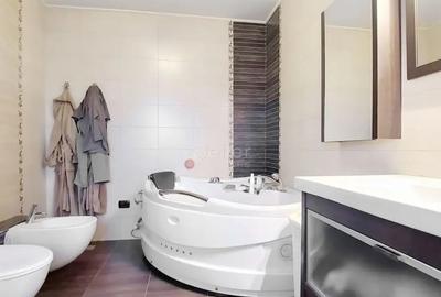 Casă cu 5 camere cu Teren 425 Mp în Florilor - 18