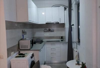 Garsonieră decomandată, mobilată în Mamaia-Sat - 7