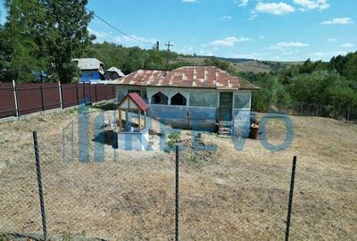 Casa ?i teren de vanzare in Parincea jud. Bacau. - 8