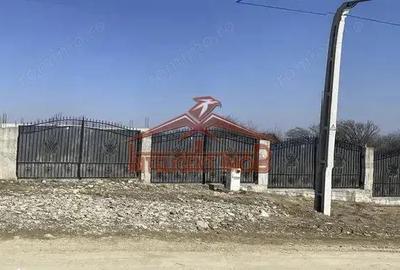 Teren de 4542 mp, în Sâmbăta de Sus - 2