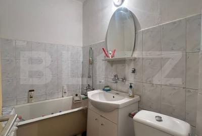 Apartament de vanzare, cu 3 camere, 56,30 mp, balcon,  Turda Micro 1 - 7