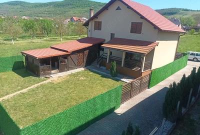 Casă cu 4 camere cu Teren 977 Mp în Urișor - 7