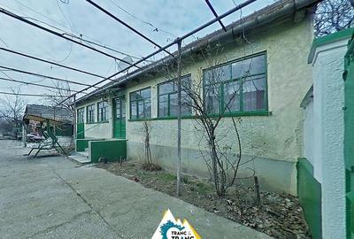 Casa traditionala cu 4 camere, in Cuvin - 2