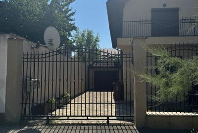 Vila P+E+M, 350 MP, 8 Camere, Terase 45 mp, zona Lac Straulesti,  langa Padure - 2