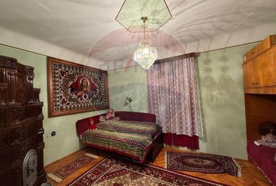 Casa cu 10 camere - ideala pentru pensiune, gradinita sau pt. locuit - 3