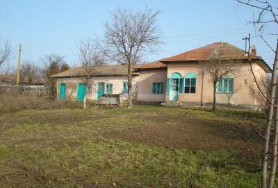 Spațiu comercial, în Călmățuiu - 2