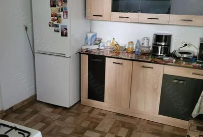 Casă cu 3 camere în E3 - 6