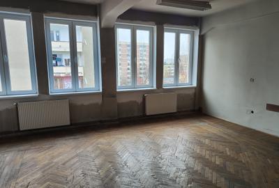 Ciucas--Spatiu birouri 260 mp compartimentat ,parcare ,liber - 5