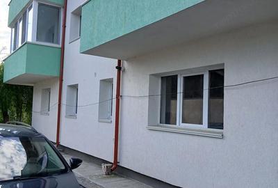 Apartament cu 3 camere decomandat în Central - 3