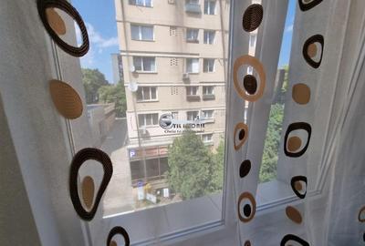Apartament cu 2 camere semidecomandat, mobilat în Piața Unirii