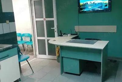 Vand doua apartamente legate in Tecuci cu spa?iu comercial - 1