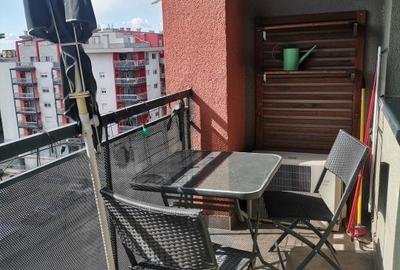 Garsonieră în Torontalului