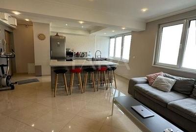 Apartament cu 2 camere semidecomandat în Ultracentral