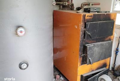 Casă cu Teren 7655 Mp în Central - 3