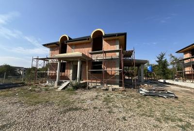 De vanzare vila individuala 6 camere finisaje premium zona Laguna Albastra - 5