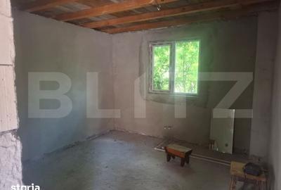 Casă cu 5 camere cu Teren 2100 Mp în Produlești - 1