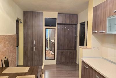 Apartament cu 2 camere decomandat în Decebal - 10