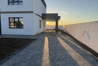 Casă cu 4 camere în Cârcea - 4