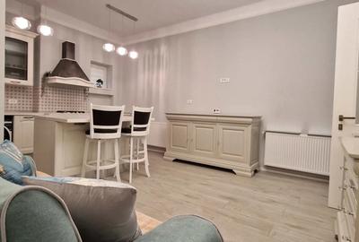 CENTRU, apartament in vila - 13