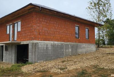 Casă cu 4 camere în Bicăcel - 8