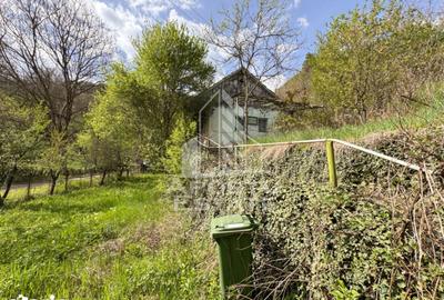 Casă cu 2 camere cu Teren 725 Mp în Central - 10