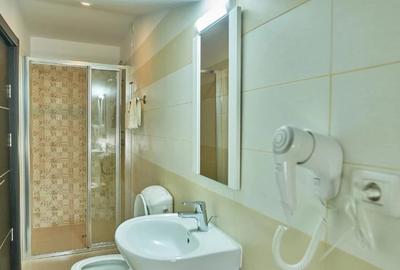 Afacere la cheie - pensiune zona Eforie Nord - 1