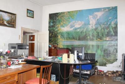 Spațiu comercial, de 116 mp, în Central - 4