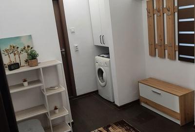 Apartament cu 2 camere decomandat în Rovine - 1