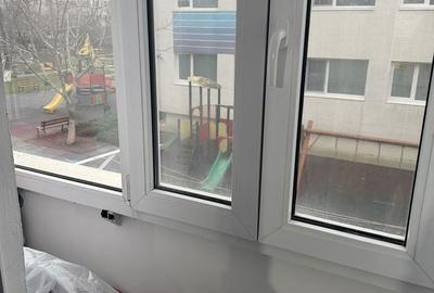 Apartament cu 4 camere decomandat în Central - 1