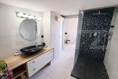 Penthouse cu 4 camere semidecomandat, mobilat în Andrei Mureșanu - 8