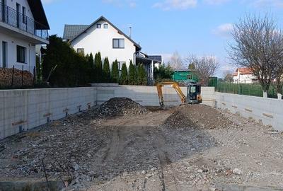 Casă cu 2 camere cu Teren 10 Mp în Central - 1