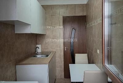 Garsonieră decomandată în Iancului