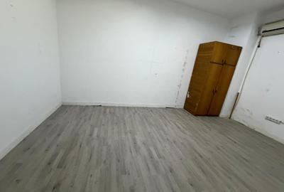 Spațiu comercial, de 122 mp, în Dristor - 5