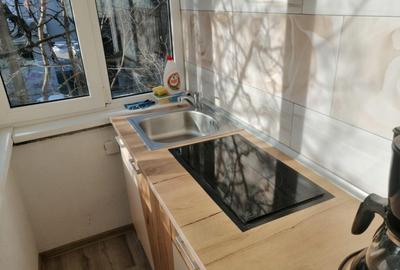 Apartament deosebit cu 3 camere, chiar in centrul ora?ului - 8