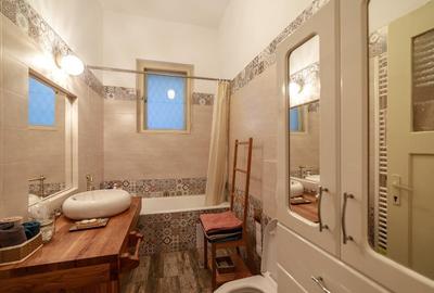 Apartament cu 4 camere, suprafata de 135 mp, garaj si beci in inima orasului - 14