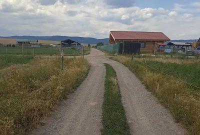 Teren de 400 mp, în Central - 4