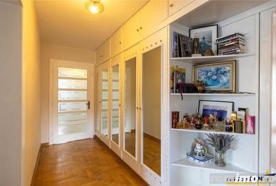 Apartament cu 4 camere decomandat în Central - 15