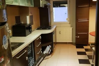 Apartament cu 3 camere decomandat, mobilat în Tei - 3