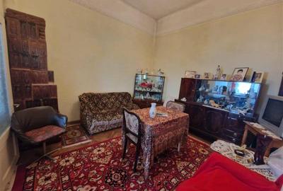 Casă cu 3 camere cu Teren 162 Mp în Dealul Malului - 1