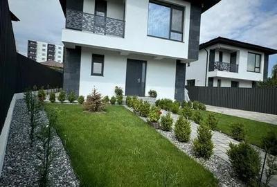 Casă individuală cu 4 camere cu Canalizare în Bucium - 1