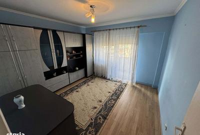 Apartament cu 2 camere decomandat în Soarelui - 3