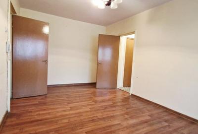 Apartament cu 2 camere semidecomandat în Drumul Taberei - 2