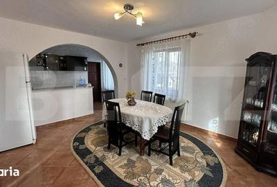 Casă cu 6 camere cu Teren 1100 Mp în Ceuaș - 2